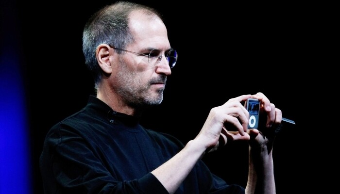 Steve Jobs presenting an iPod